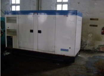 保定康明斯150kw大型柴油二手发电机组
